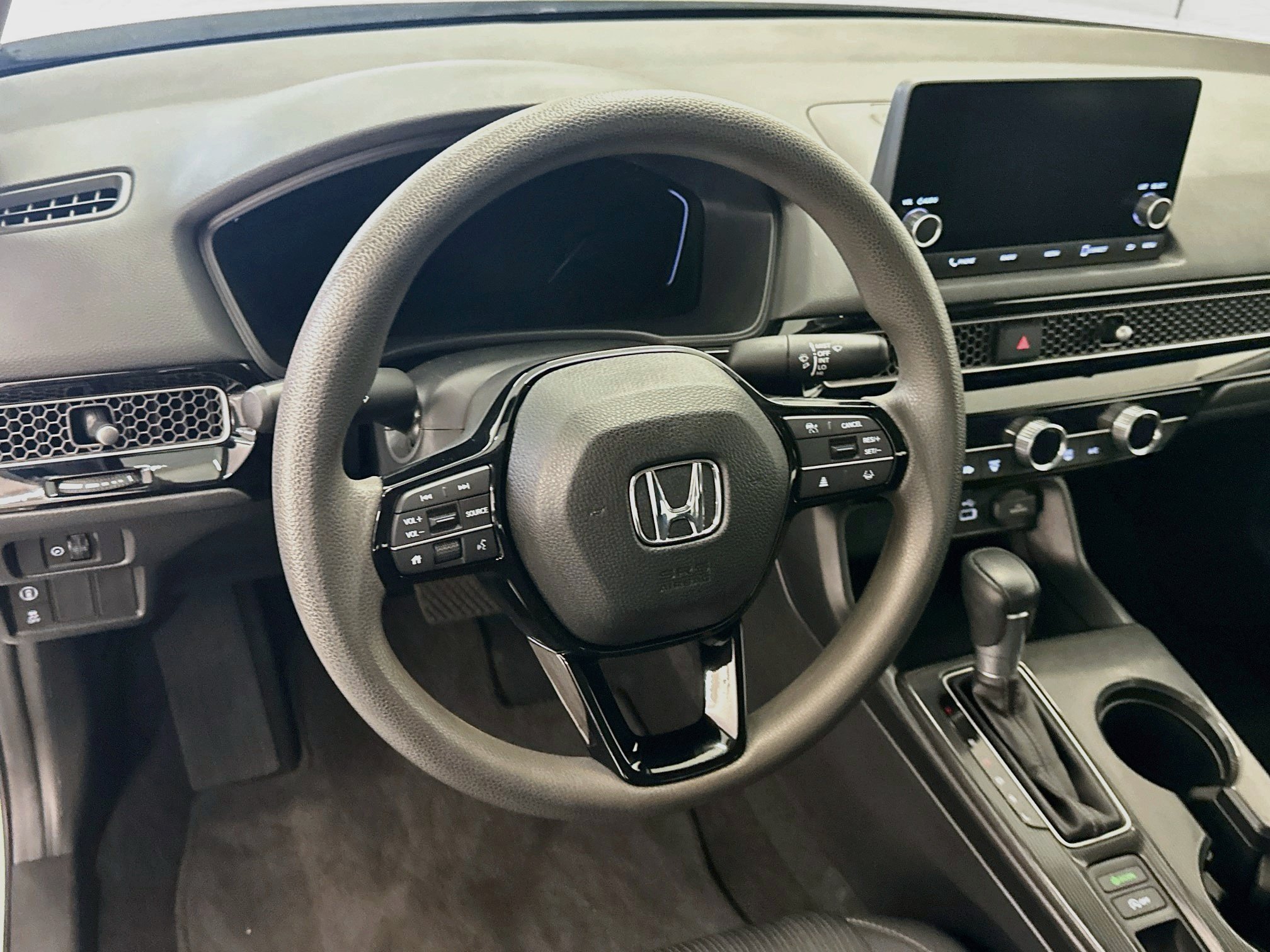 Used 2024 Honda Civic LX image 18