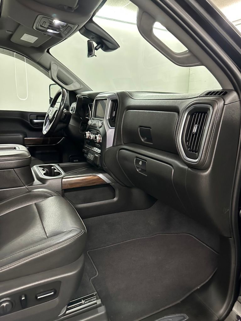 Used 2020 GMC Sierra 2500 SLT w/ SLT Premium Plus Package AWD/4WD image 38