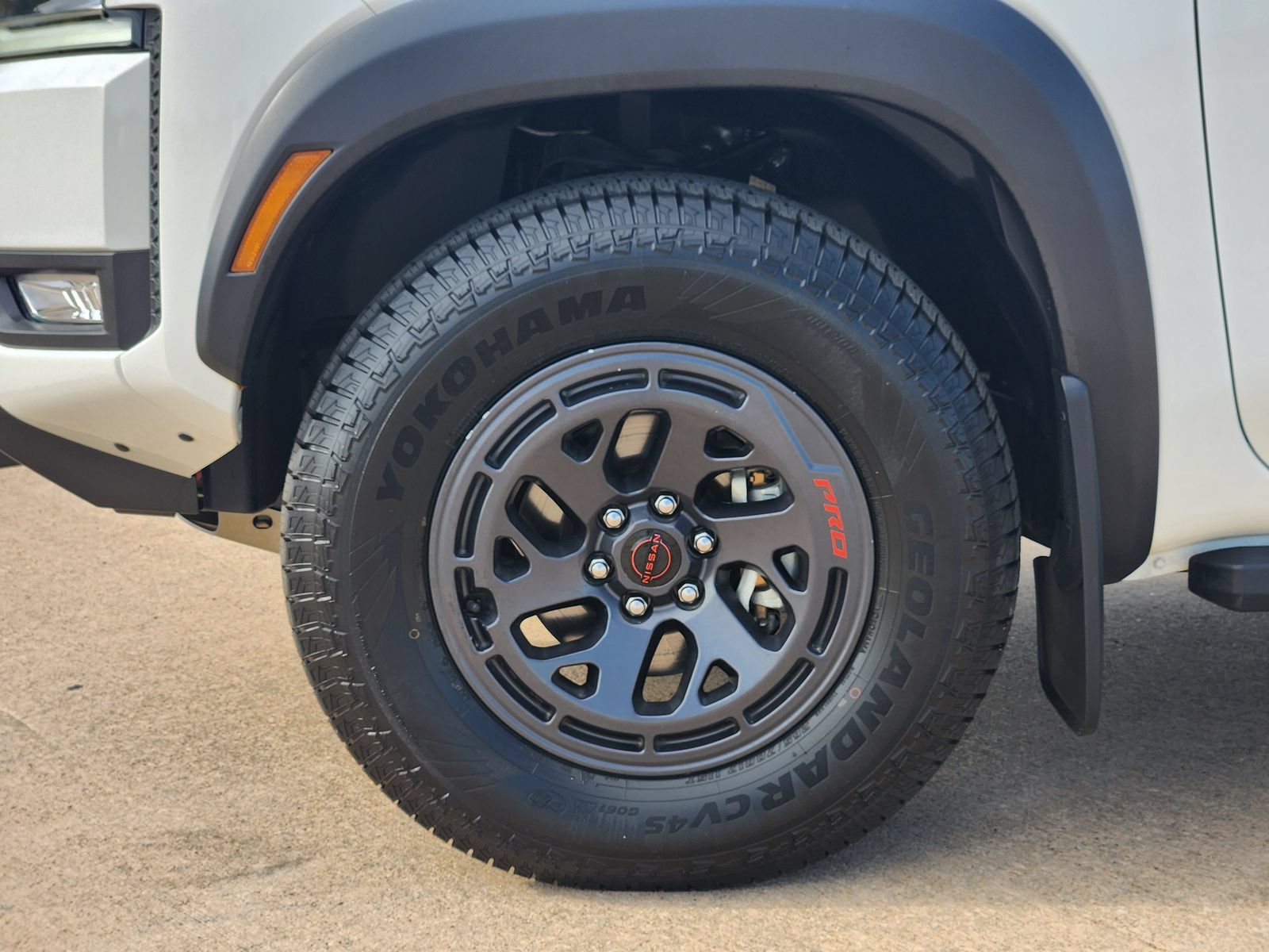 Certified 2025 Nissan Frontier PRO-4X w/ Tow Package AWD/4WD image 14
