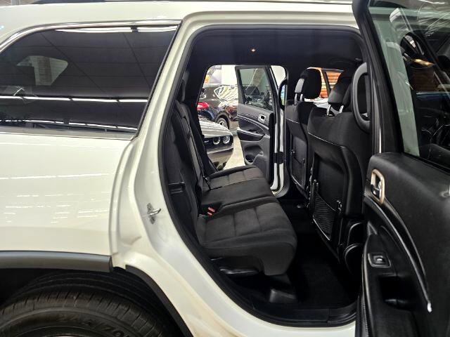 Used 2020 Jeep Grand Cherokee Laredo image 35