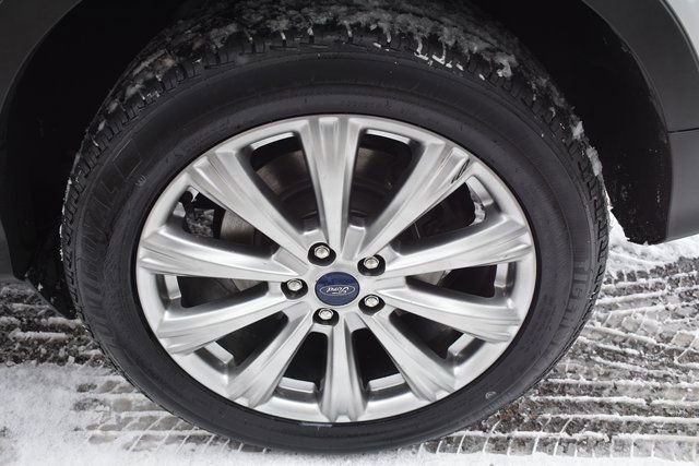 Used 2017 Ford Escape Titanium image 51