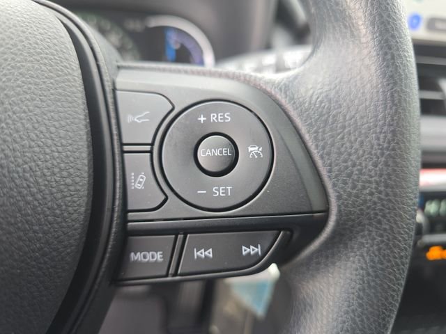 Certified 2025 Toyota RAV4 LE image 17