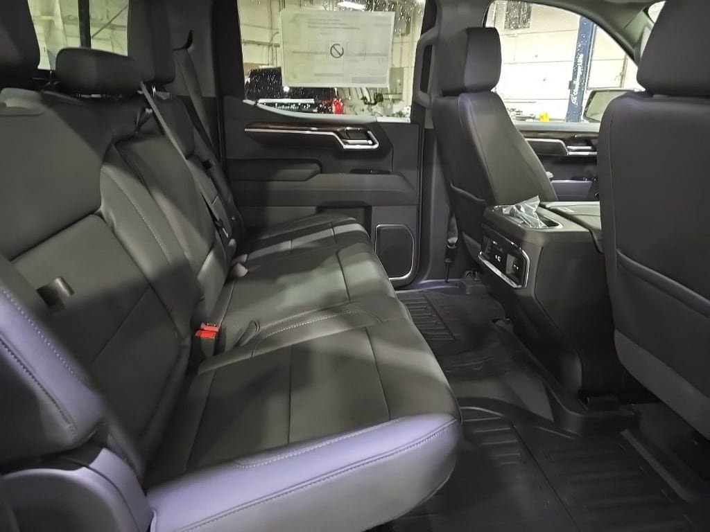 New 2026 GMC Sierra 1500 Elevation w/ Elevation Premium Package AWD/4WD image 12