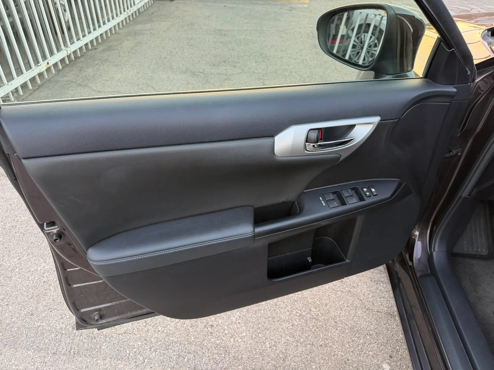 Used 2012 Lexus CT 200h Premium w/ Premium Audio Pkg FWD image 26