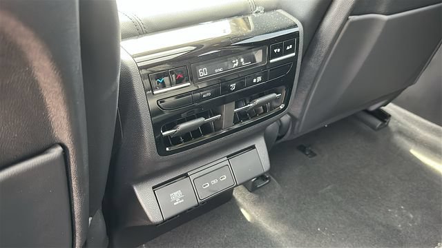 New 2026 Acura MDX SH-AWD image 25