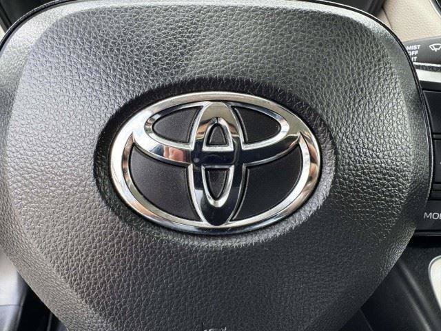 Used 2023 Toyota Corolla LE FWD image 29