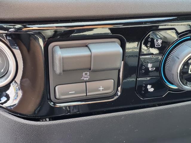 New 2026 Chevrolet Silverado 2500 ZR2 w/ ZR2 Bison Edition image 29