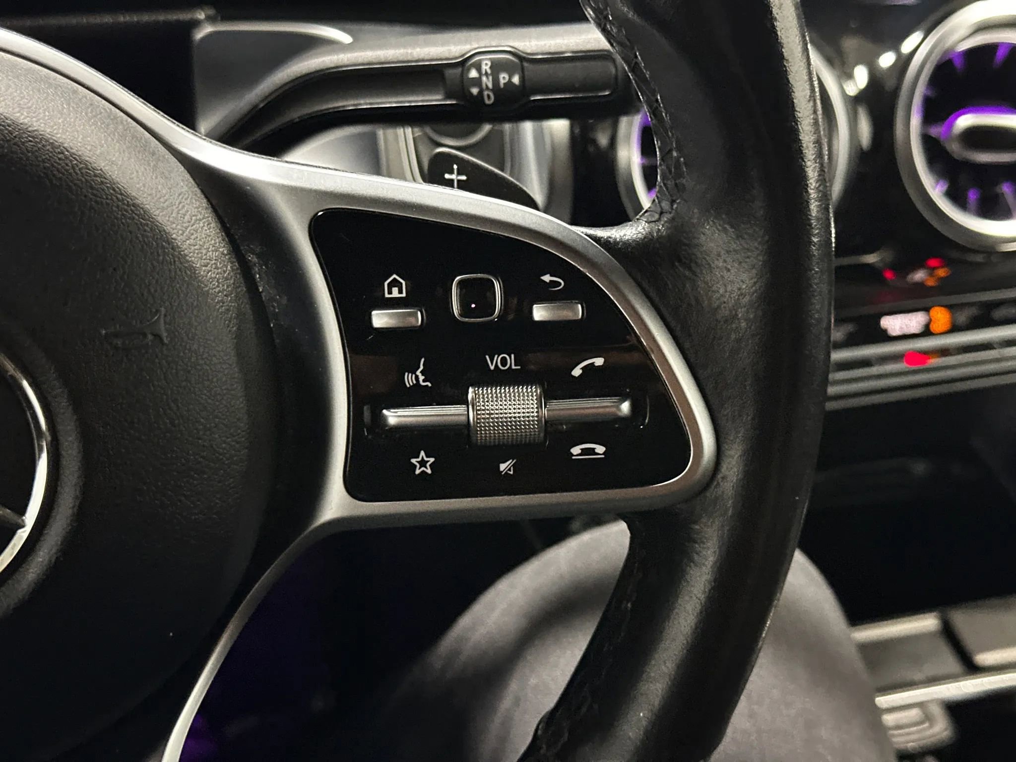 Used 2021 Mercedes-Benz GLB 250 GLB 250 Sport Utility 4D image 31