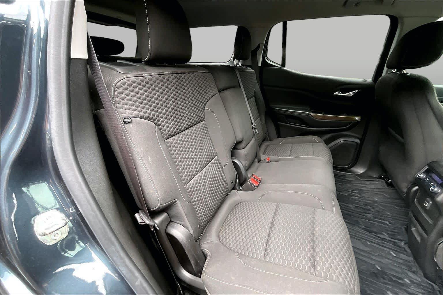 Used 2019 GMC Acadia SLE FWD image 20
