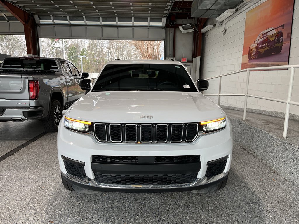 Used 2025 Jeep Grand Cherokee L Limited w/ Trailer Tow Package image 2