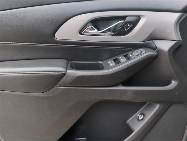 Certified 2021 Chevrolet Traverse LT image 21
