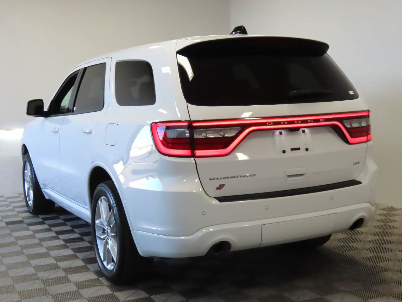 Used 2023 Dodge Durango GT AWD/4WD image 3