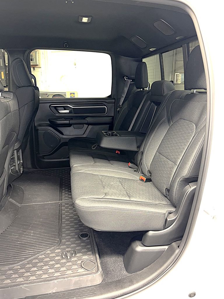 Used 2025 RAM 1500 Big Horn AWD/4WD image 29