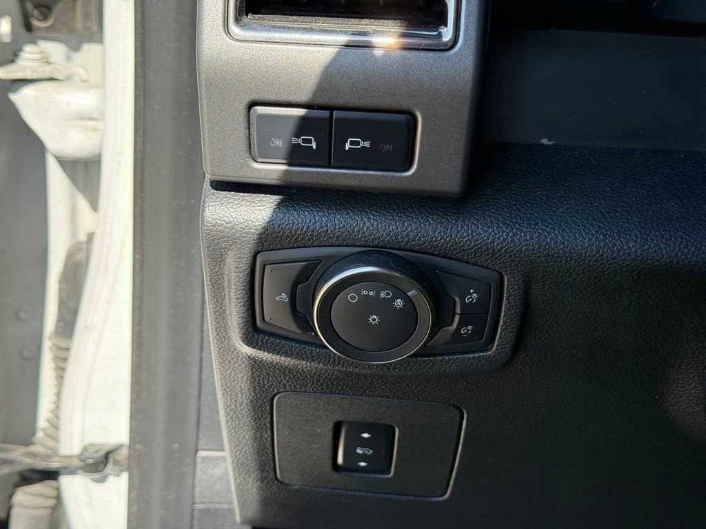 Used 2018 Ford F150 Raptor w/ Equipment Group 802A Luxury AWD/4WD image 19