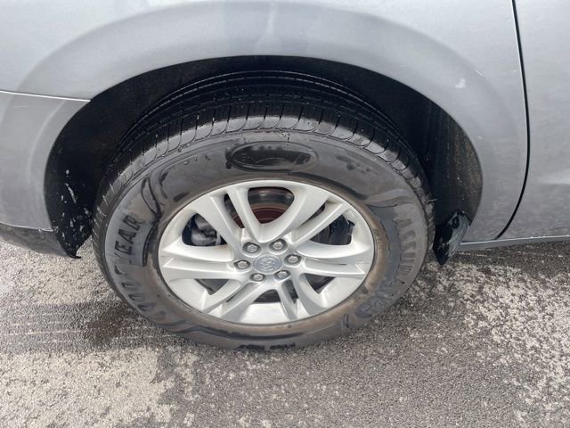 Used 2021 Buick Enclave Essence image 24