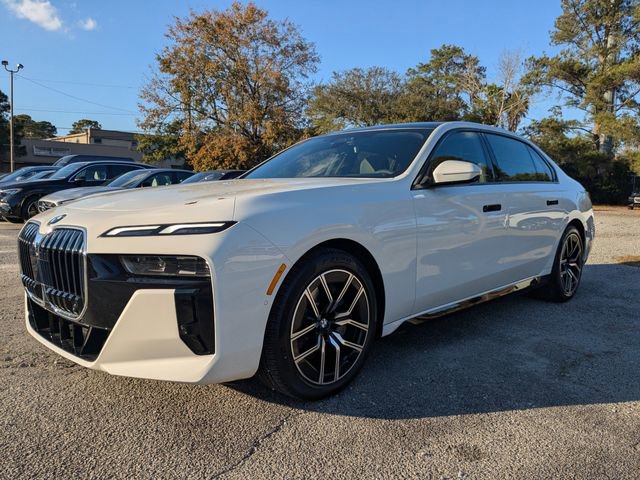 New 2026 BMW 740i xDrive image 9