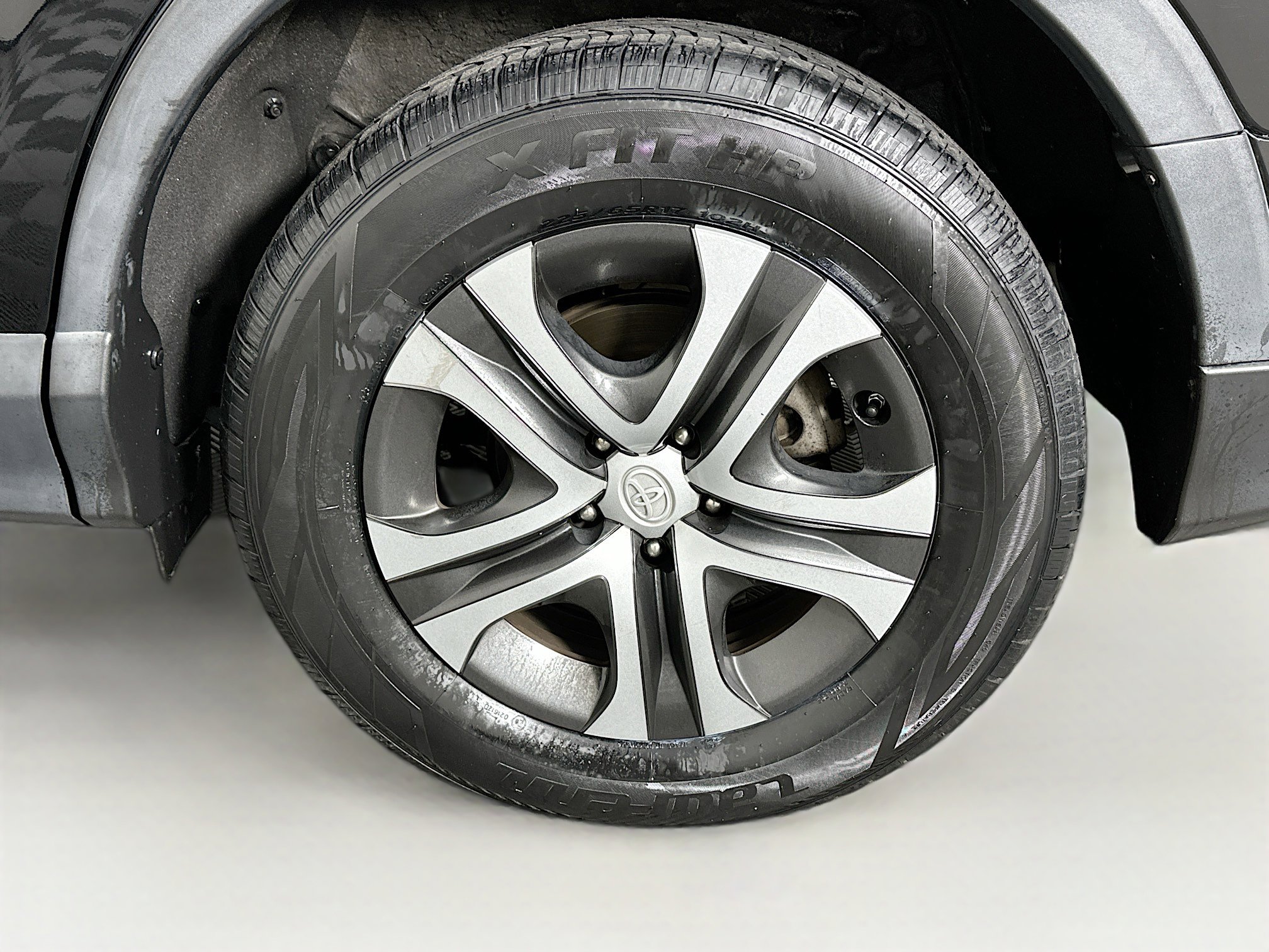 Used 2016 Toyota RAV4 LE image 11