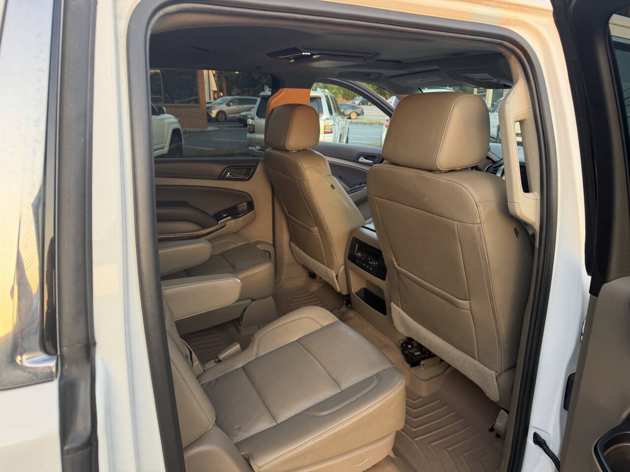 Used 2017 Chevrolet Suburban LT AWD/4WD image 13