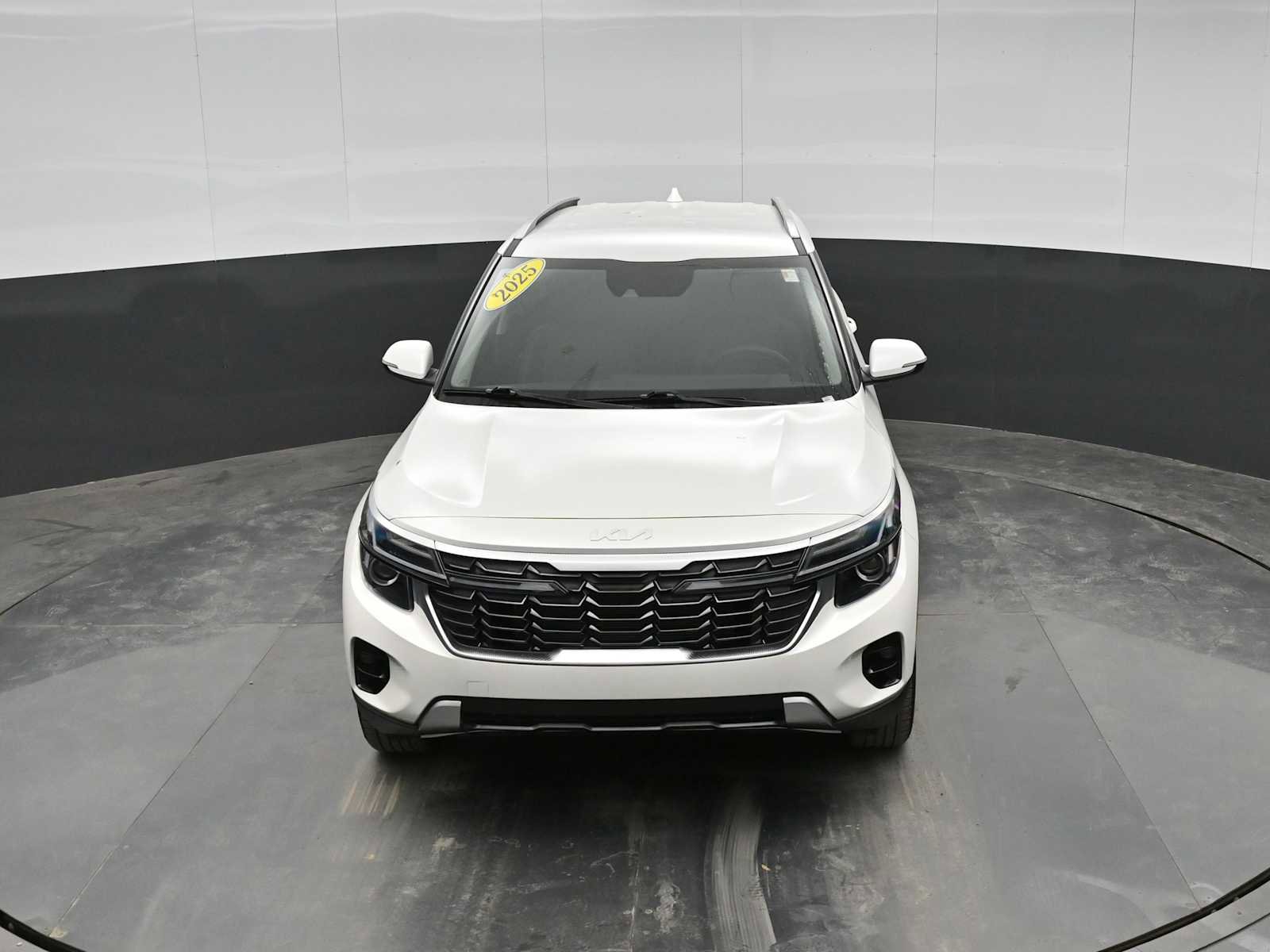 Used 2025 Kia Seltos S image 23