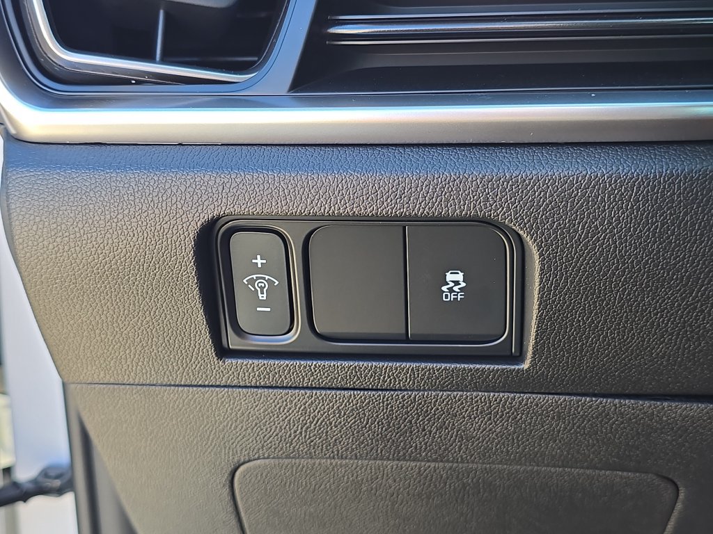 New 2026 Kia Sorento LX FWD image 29