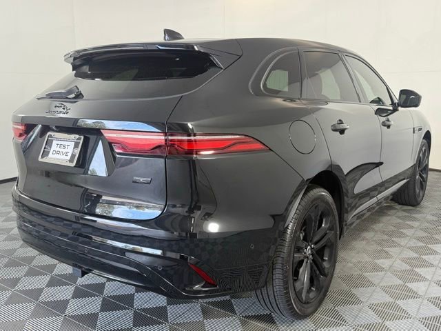 New 2026 Jaguar F-PACE R-Dynamic S image 8