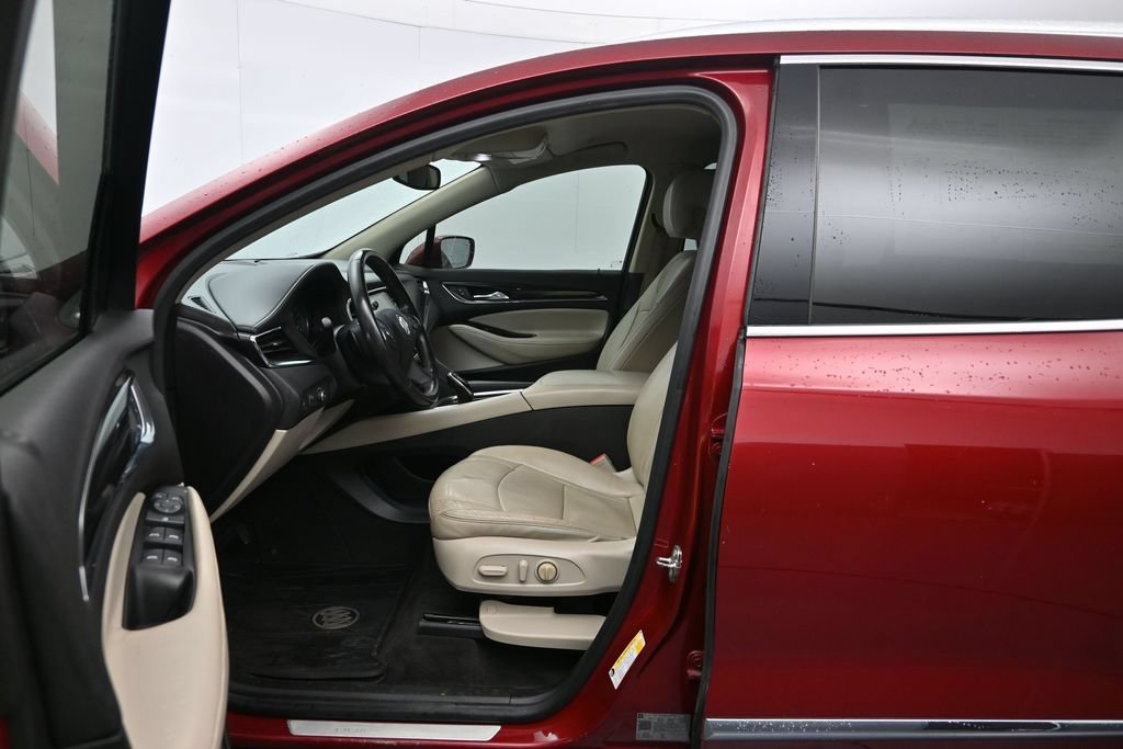 Certified 2018 Buick Enclave Essence FWD image 20