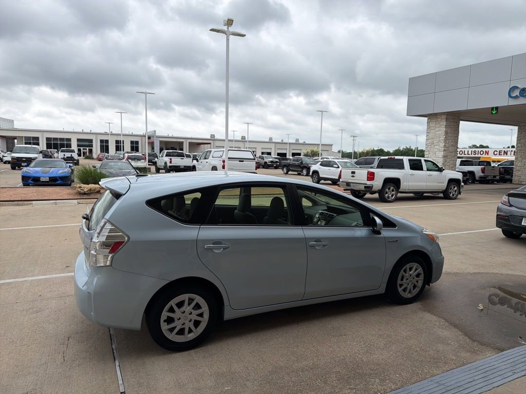 Used 2013 Toyota Prius V Three FWD image 2