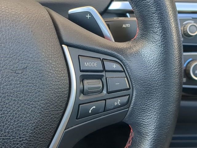 Used 2018 BMW 330e w/ Convenience Package image 28