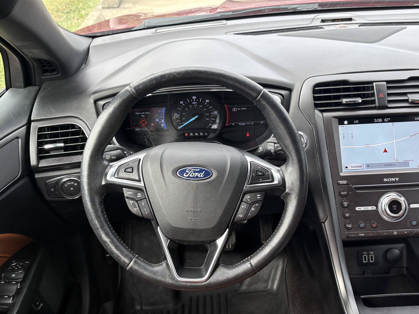 Used 2019 Ford Fusion Energi Titanium FWD image 8