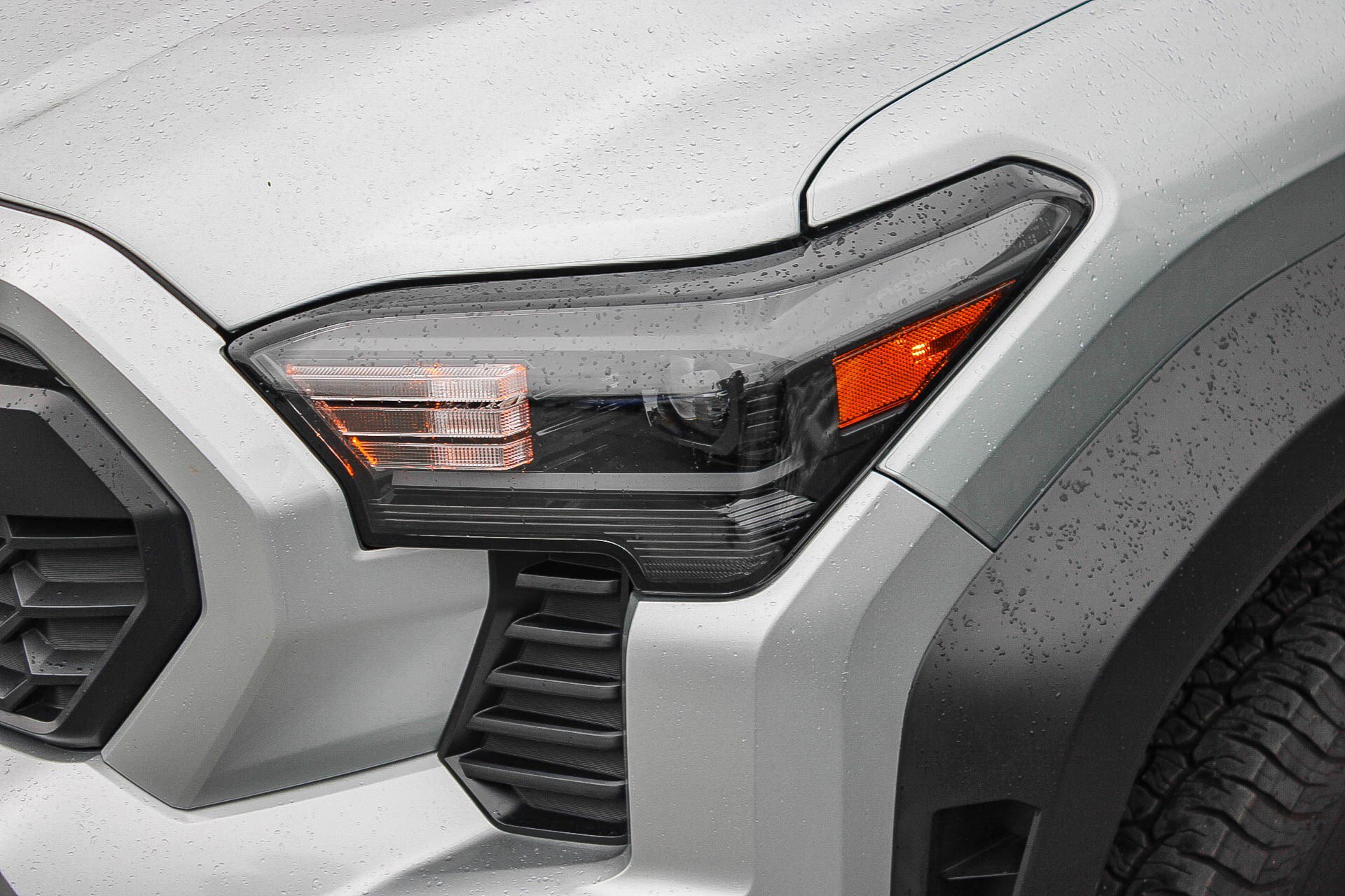 Used 2024 Toyota Tacoma TRD Off-Road image 5