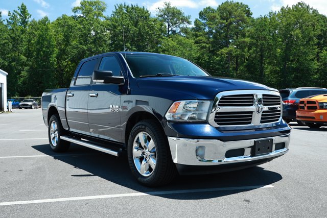 Used 2015 RAM 1500 Lone Star RWD image 2