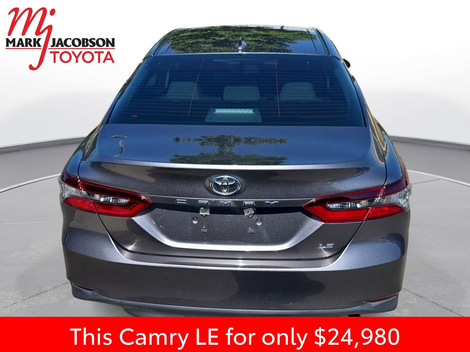 Used 2023 Toyota Camry LE FWD image 11