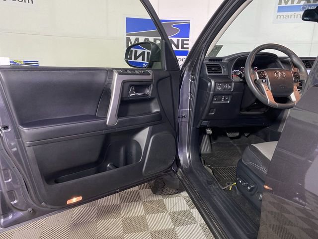 Used 2022 Toyota 4Runner SR5 Premium w/ Moonroof Package image 29