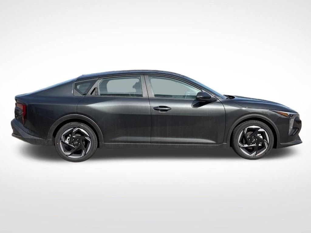 New 2025 Kia K4 GT-Line Turbo FWD video 2