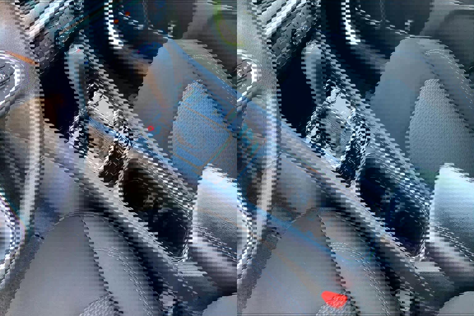 Used 2023 Jeep Compass Sport image 17