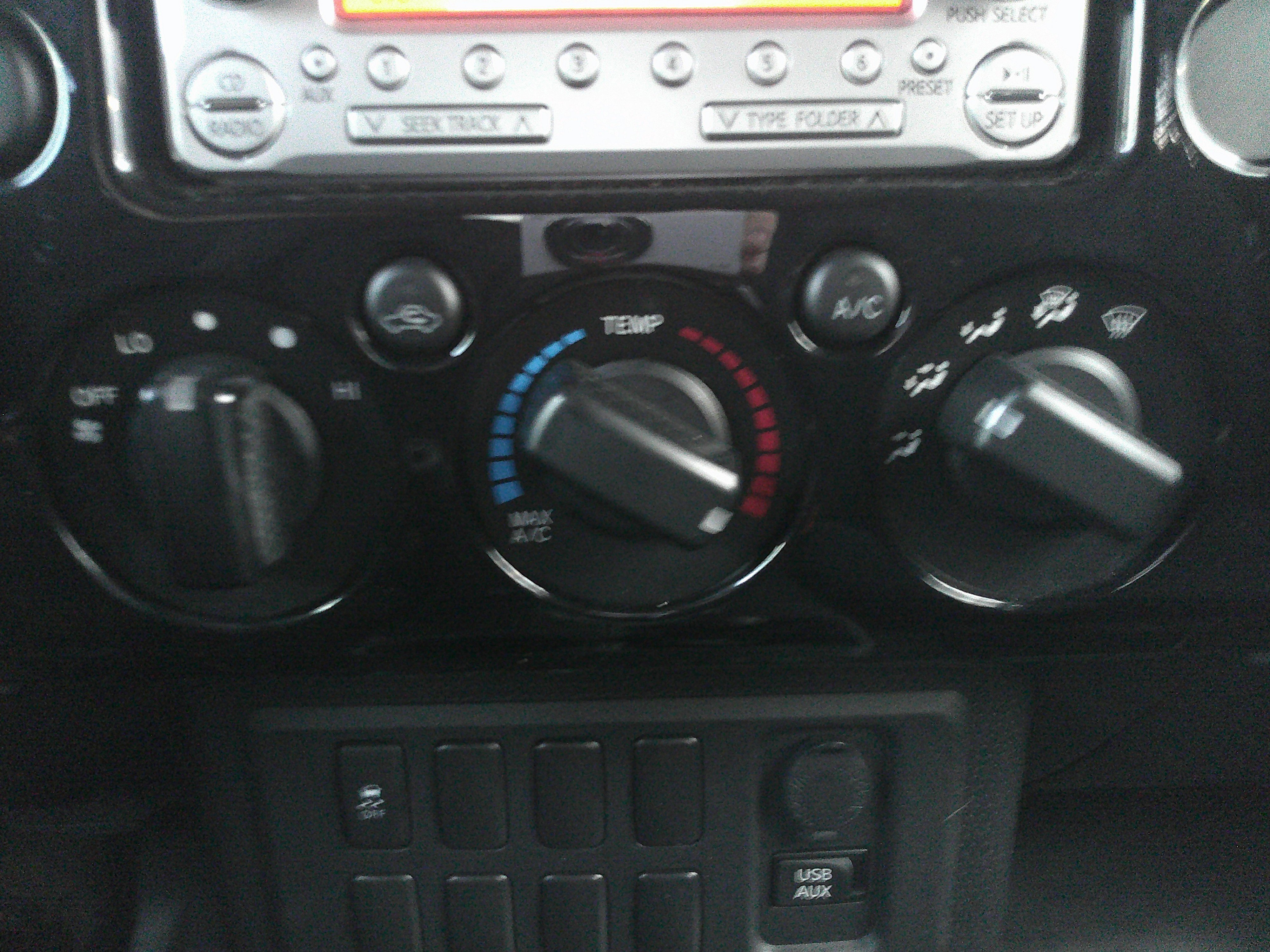 Used 2014 Toyota FJ Cruiser 4WD w/ Convenience Package image 24