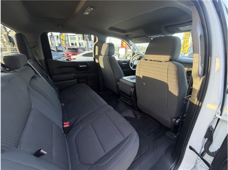 Used 2019 Chevrolet Silverado 1500 Custom w/ Custom Max Trailering Package AWD/4WD image 25