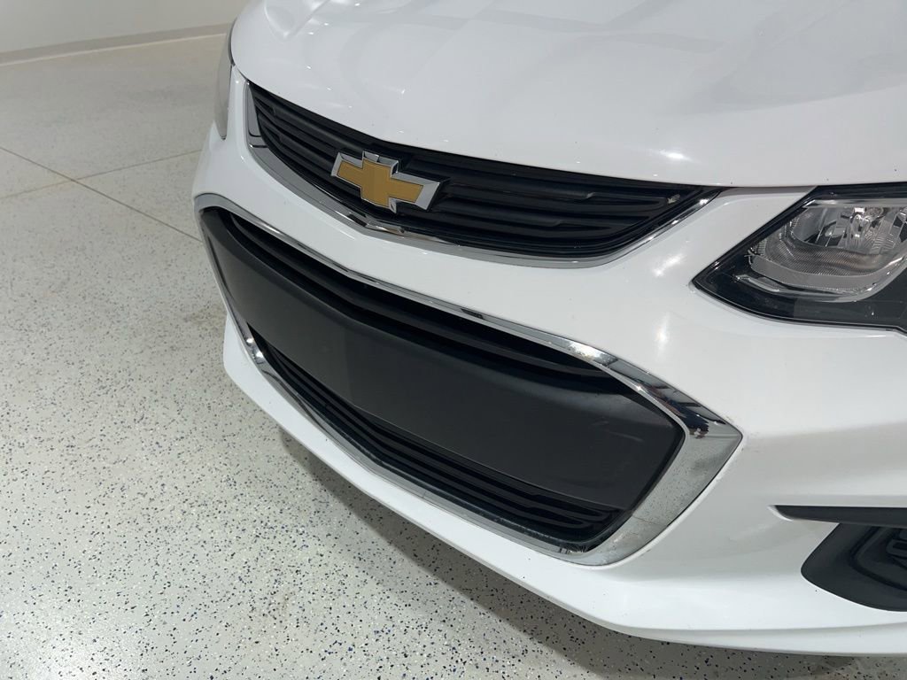 Used 2020 Chevrolet Sonic Premier FWD image 25