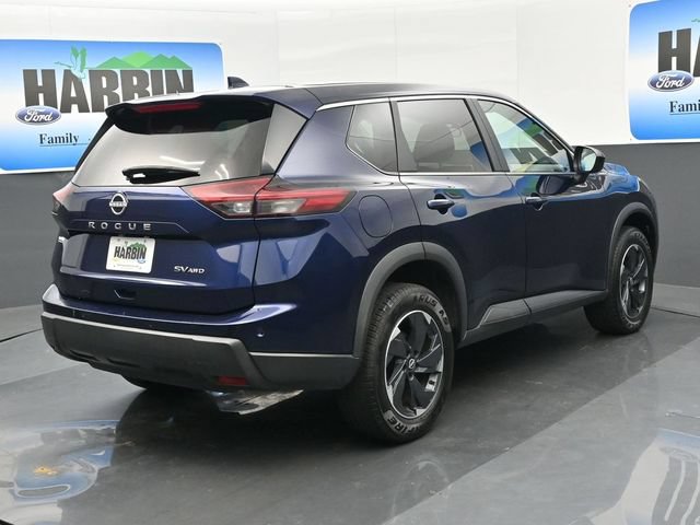 Used 2024 Nissan Rogue SV AWD/4WD image 5