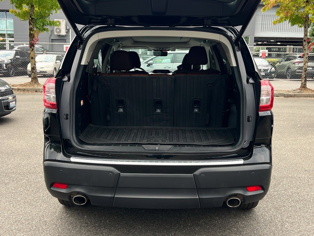 Used 2019 Subaru Ascent Touring w/ Popular Package #2 AWD/4WD image 8