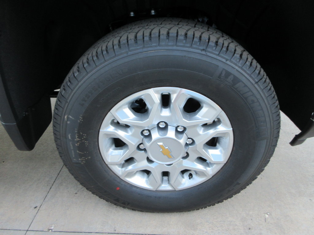 New 2026 Chevrolet Silverado 3500 LT w/ All Star Edition AWD/4WD image 9