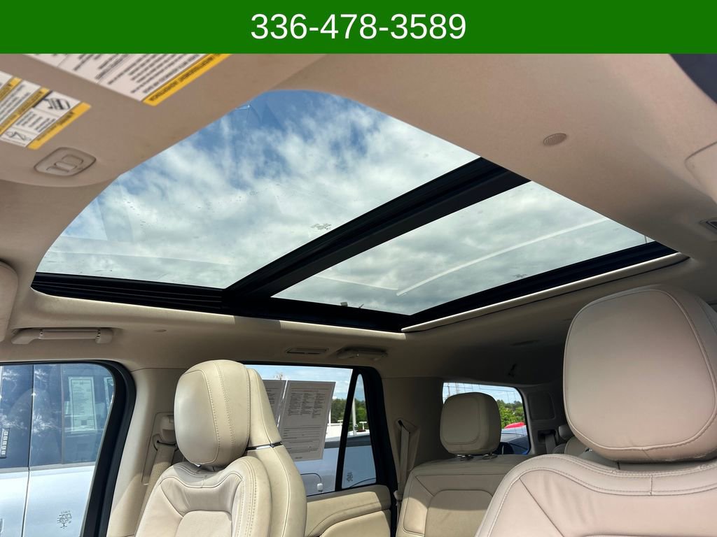 Used 2021 Lincoln Navigator Reserve AWD/4WD image 22