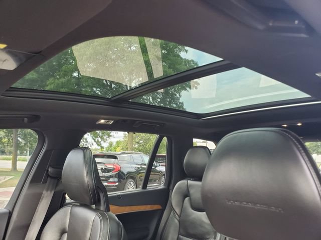 Used 2017 Volvo XC90 T6 Inscription w/ Vision Package AWD/4WD image 14