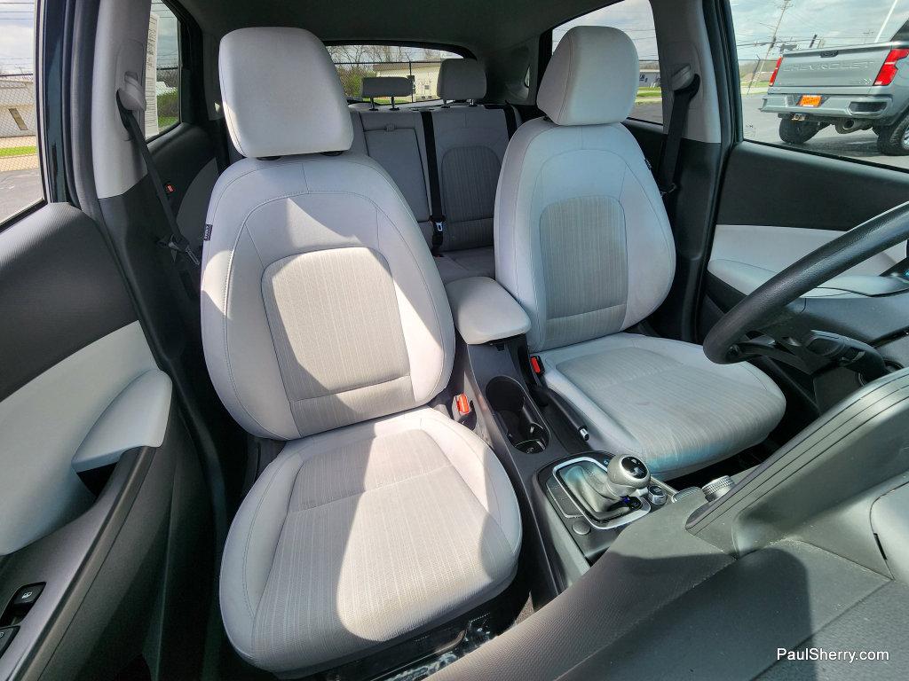 Used 2023 Hyundai Kona SEL w/ Cargo Package FWD image 27