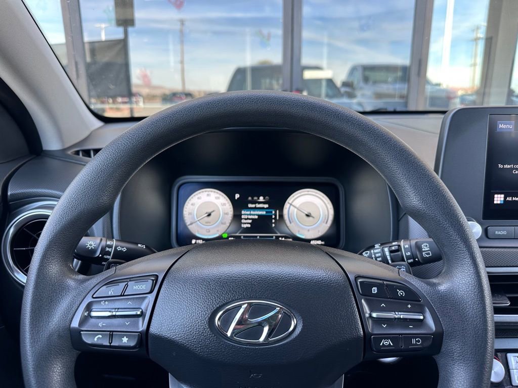 Used 2023 Hyundai Kona SE image 15