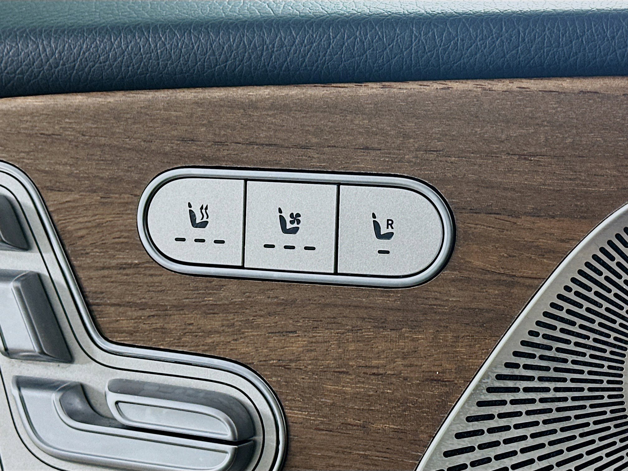 Certified 2024 Mercedes-Benz GLE 450 4MATIC image 26