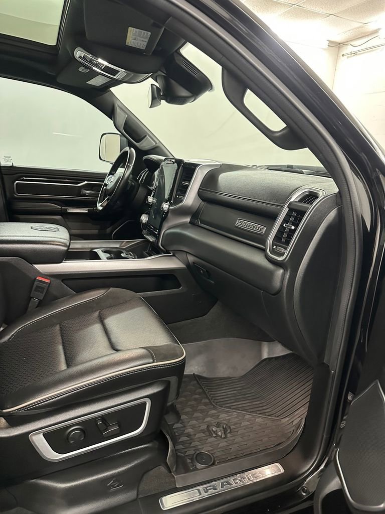 Used 2022 RAM 1500 Laramie w/ Night Edition AWD/4WD image 38