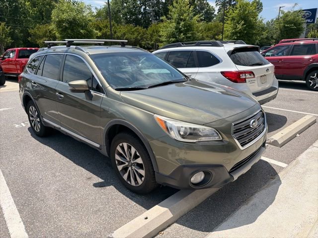 Used 2017 Subaru Outback 3.6R Touring AWD/4WD image 3