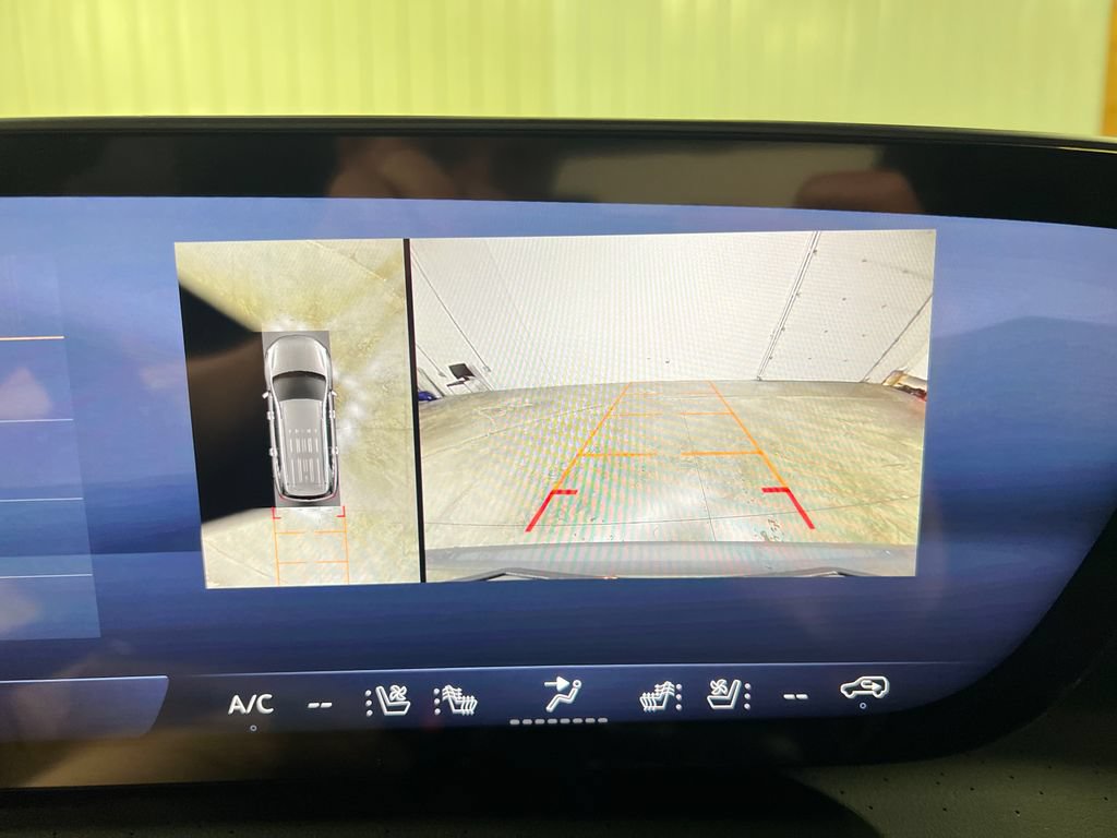 New 2026 Buick Enclave Avenir w/ Super Cruise Package AWD/4WD image 25
