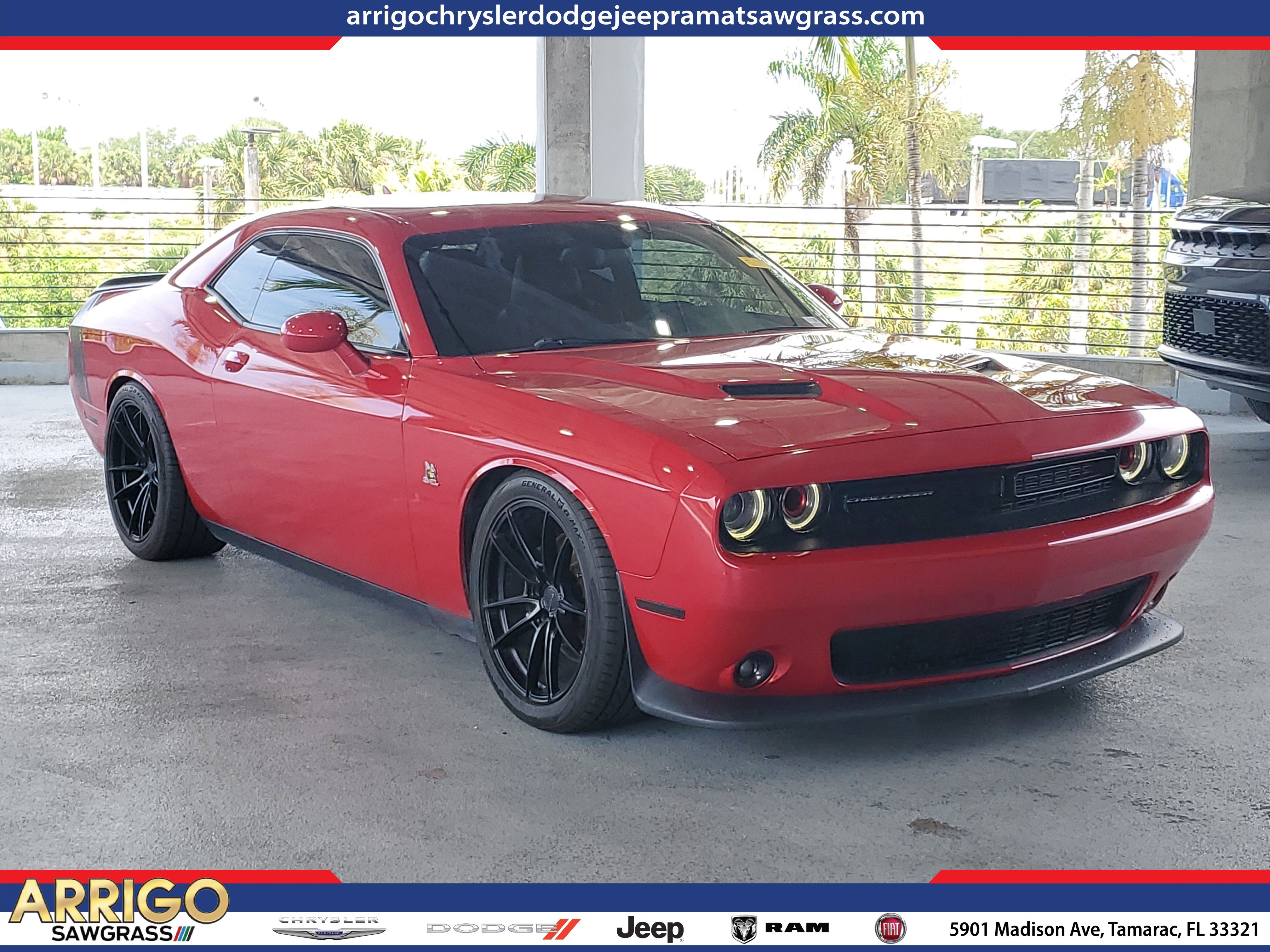 Used 2016 Dodge Challenger R/T Scat Pack w/ Leather Interior Group RWD image 1